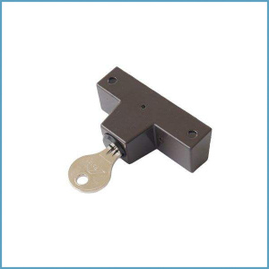 Blokiruyushchiy-detskiy-zamok-na-okna-Roto-_korichnevyy_