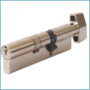 Lichinka-zamka-dveri-s-ruchkoy-Titan-35