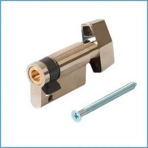 Lichinka-zamka-dveri-s-ruchkoy-Titan-3