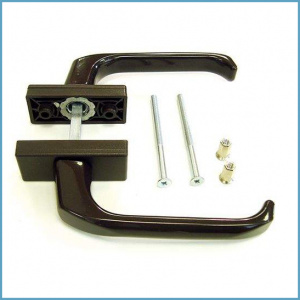 Nazhimnoy-garnitur-dlya-balkonnykh-dverey-FAM