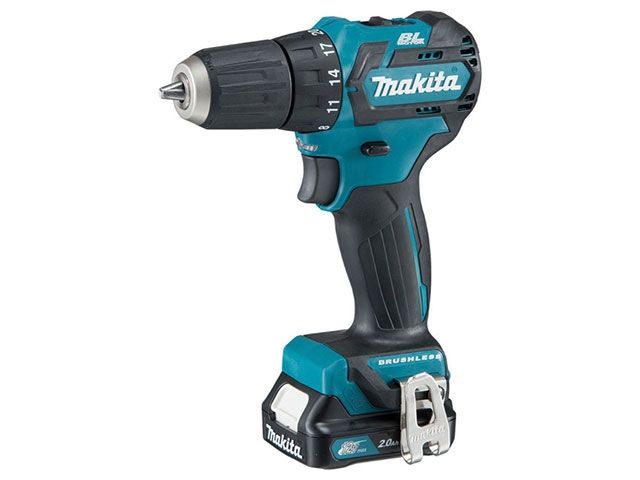 Аккумуляторный ударный шуруповерт 12В MAKITA HP 332 DWAE