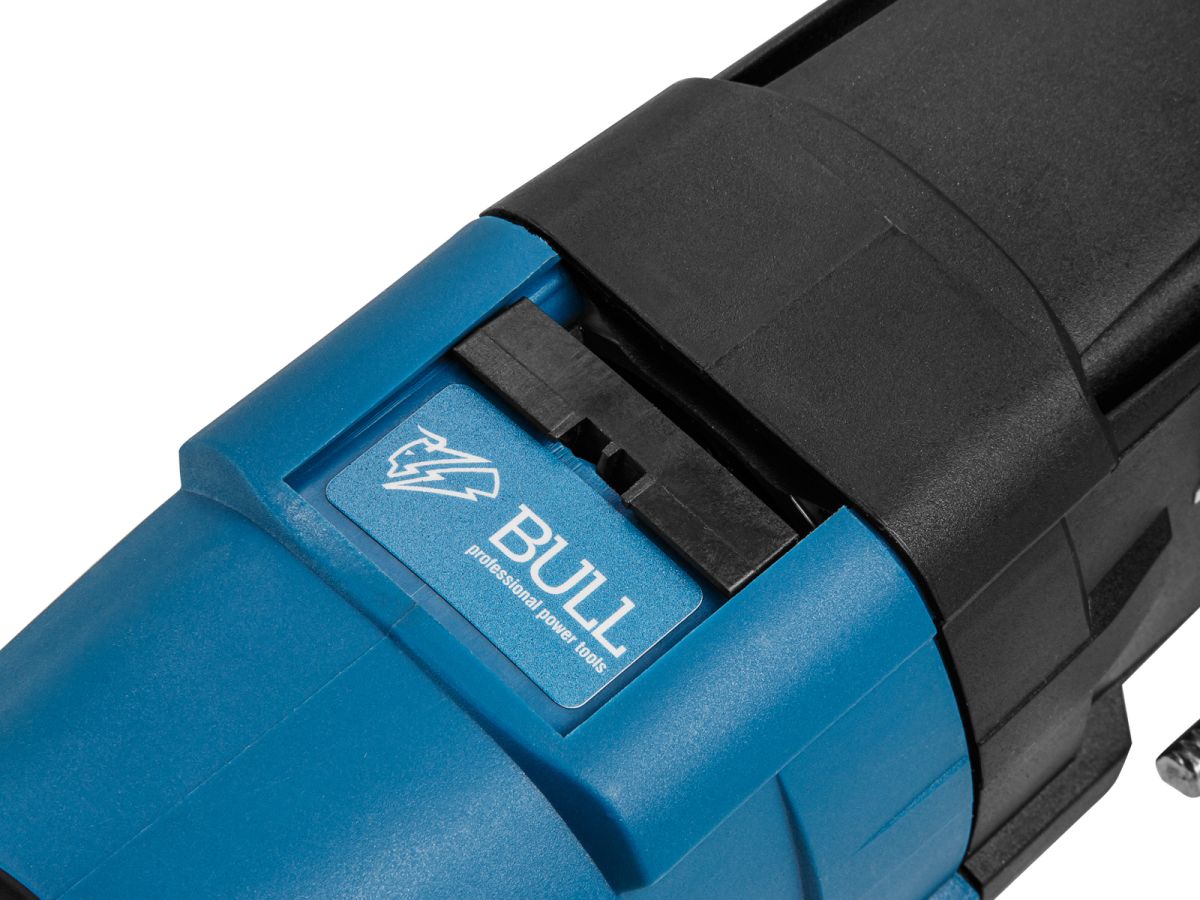 Перфоратор сетевой BULL BH2802 850 Вт, 3.2 Дж + 2 зубила, 3 сверла