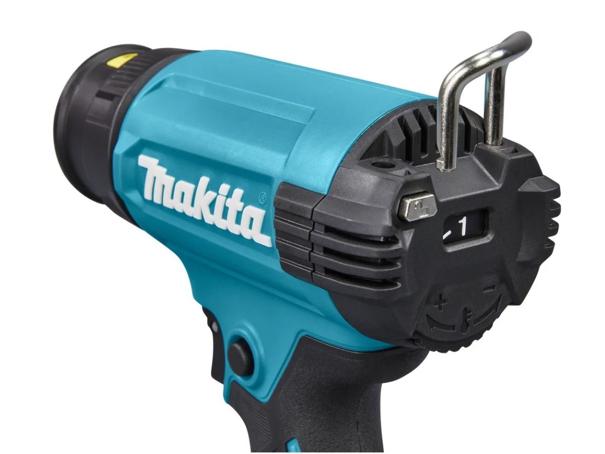 Аккумуляторная термовоздуходувка MAKITA LXT DHG181ZK в кейсе + набор сопл 