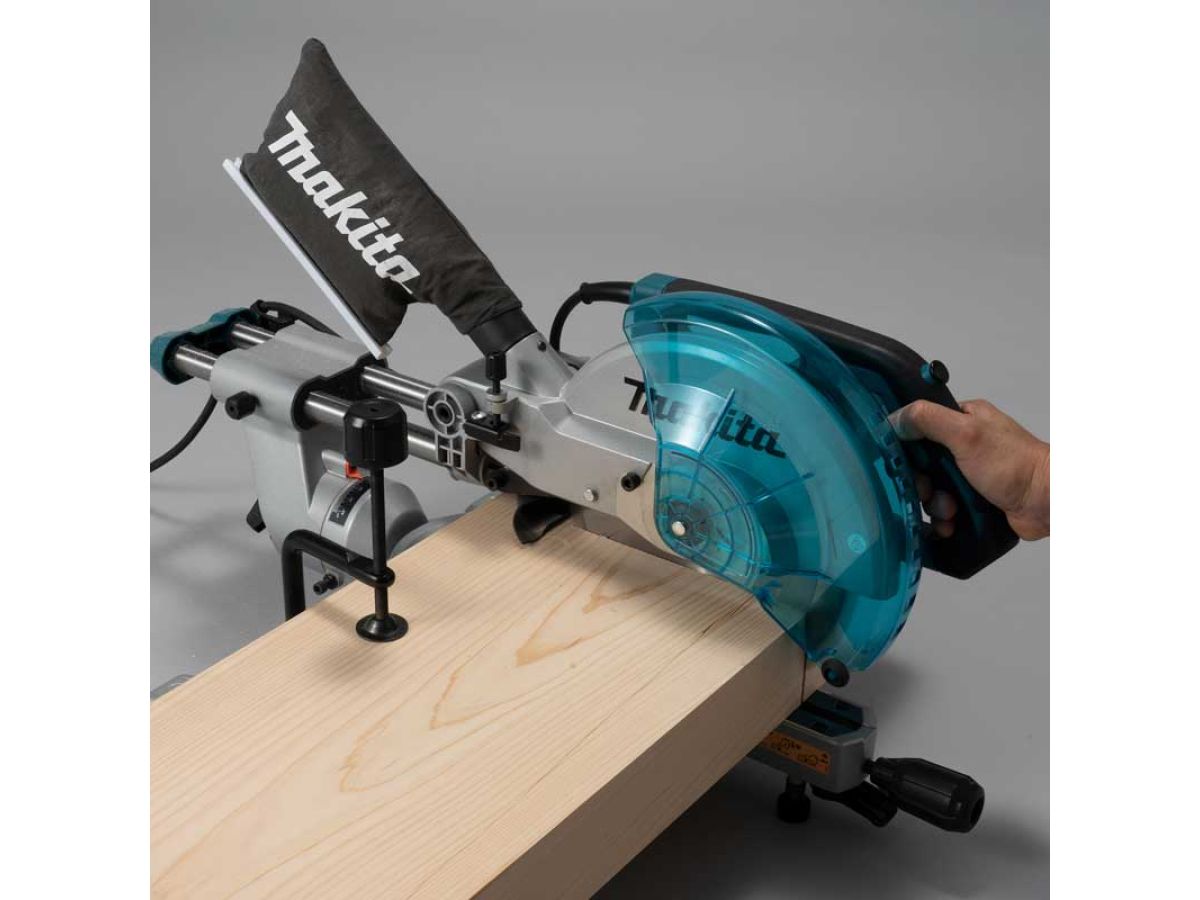 Торцовочная пила сетевая MAKITA LS1110F